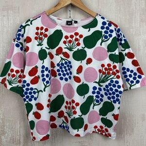 Uniqlo Marimekko Bold Colored Fruit Pattern Boxy Tee Size Small